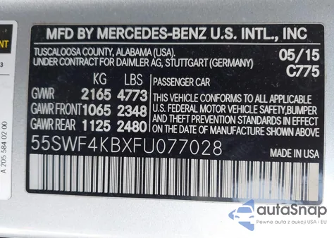 2015 Mercedes-Benz C 300 4Matic/Luxury 4Matic/Sport 4Matic z USA, uszkodzony, nr VIN 55SWF4KBXFU077028